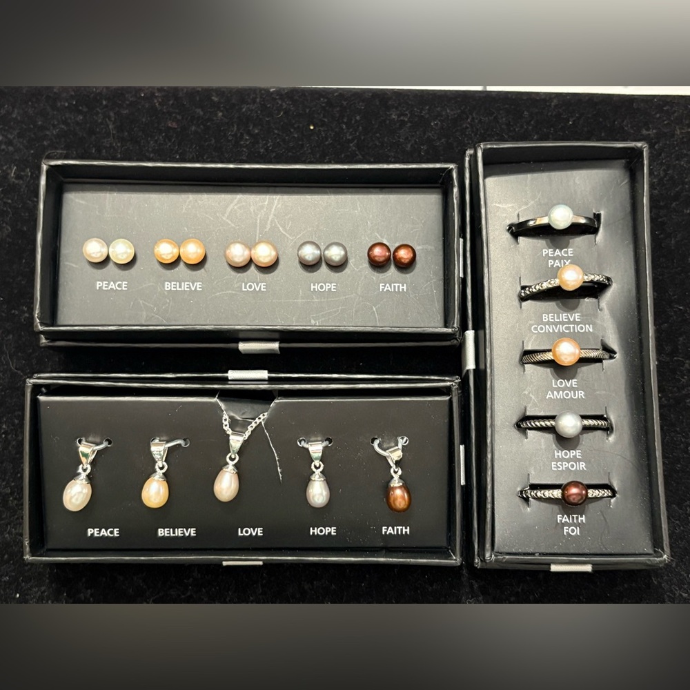 Avon Genuine Freshwater Pearl Earring, Necklace, & Ring Gift Set